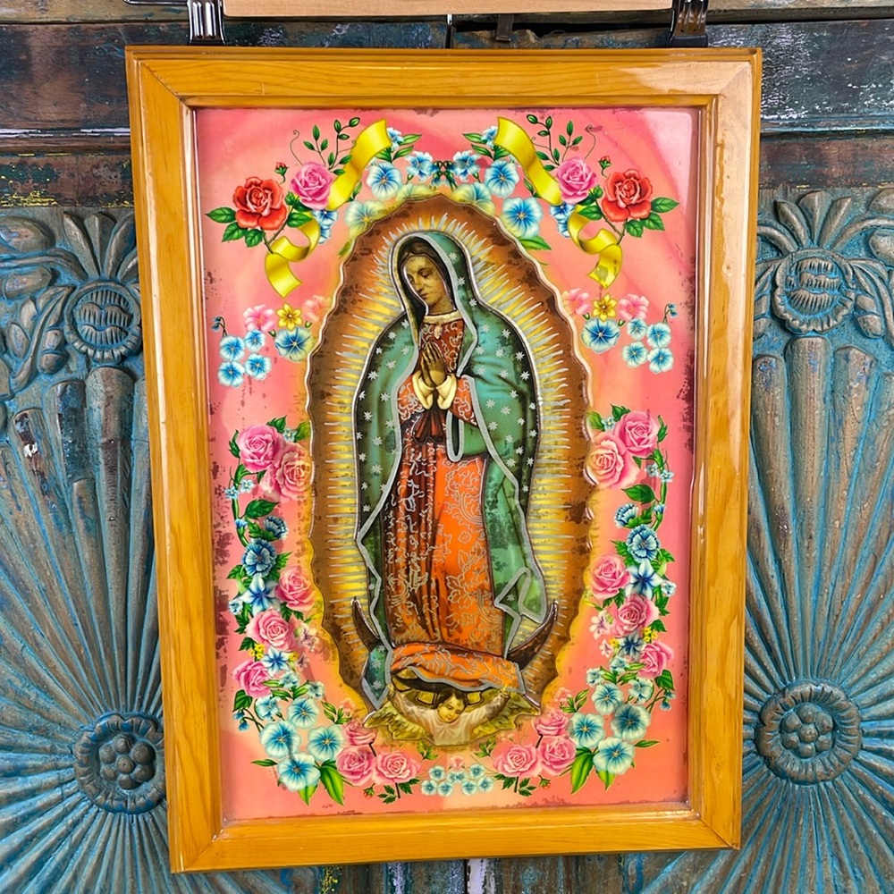 ❌SOLD❌Our Lady of Guadeloupe vintage resin 3D art
